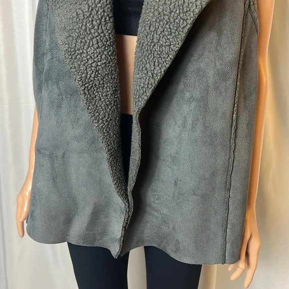Bass Women’s Vest Fleece Size M Gray Fall Western Collar Sterling Lapel - Picture 2 of 8